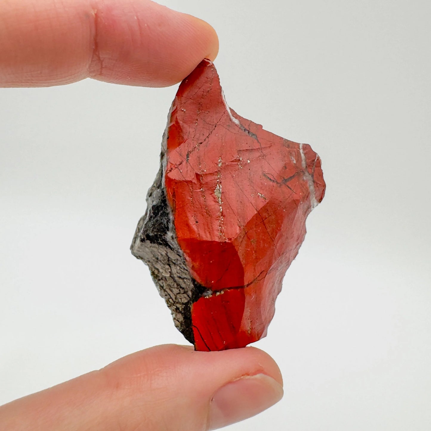 Base detail of Grade AA Bloodstone raw