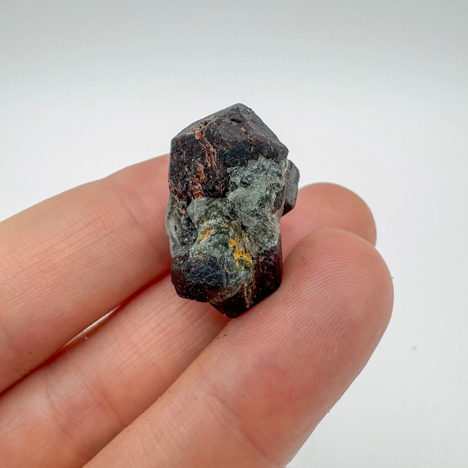 Detail shot of Grade AA Fuchsite raw under natural light