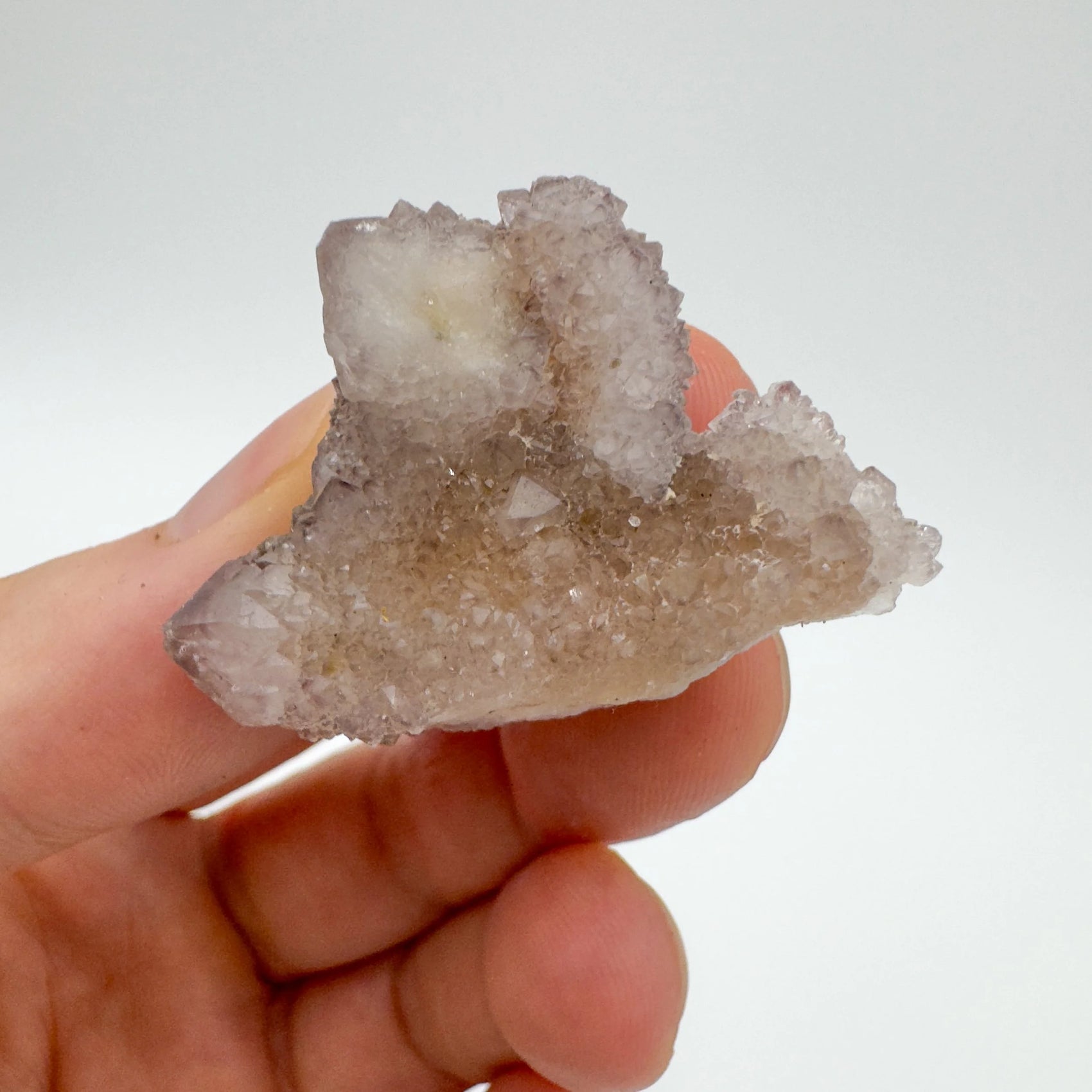 Detail shot of Grade AA Quartz raw under natural light