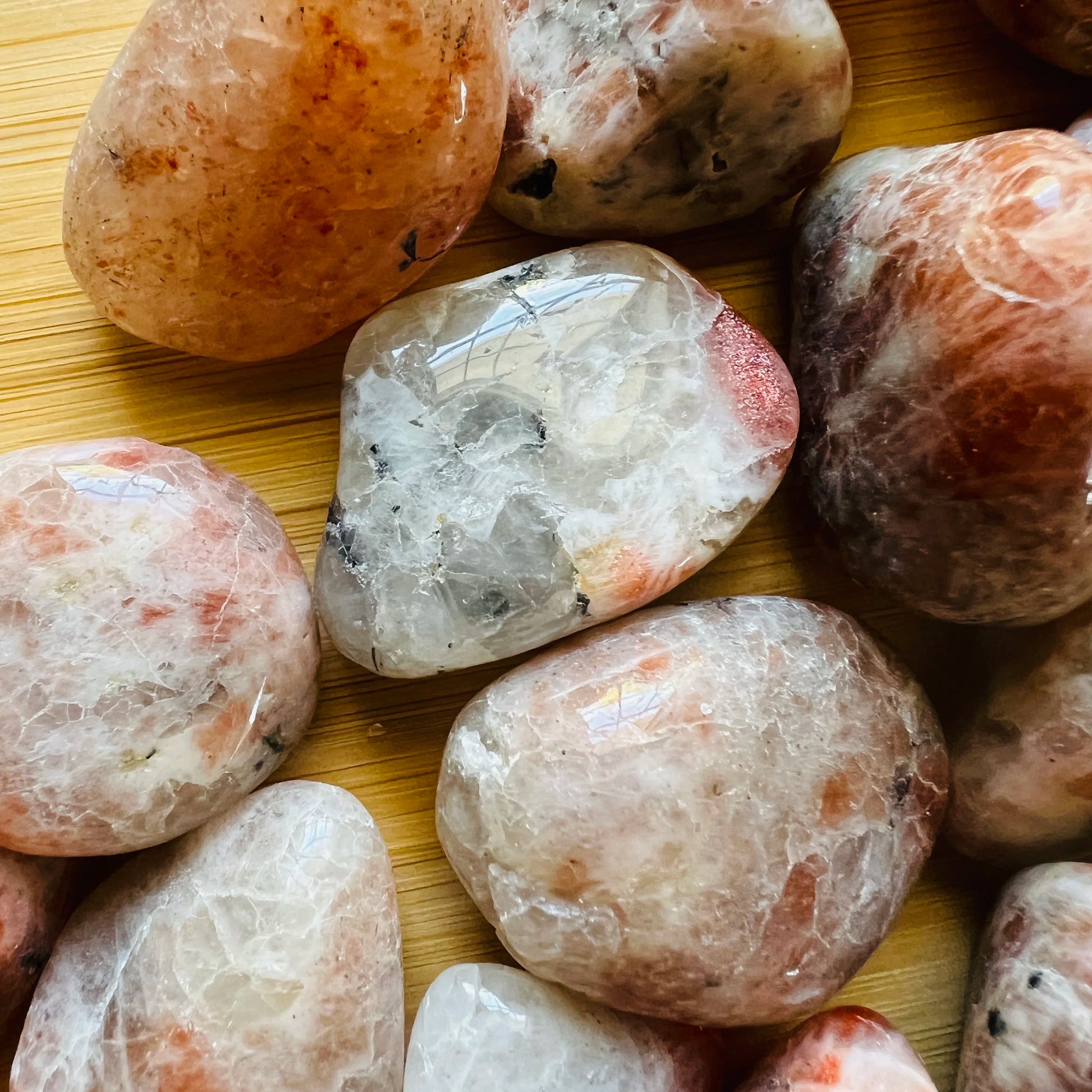 Plan view of Sunstone tumbled stone, from Morogoro, Tanzania, kept close for Confidence.