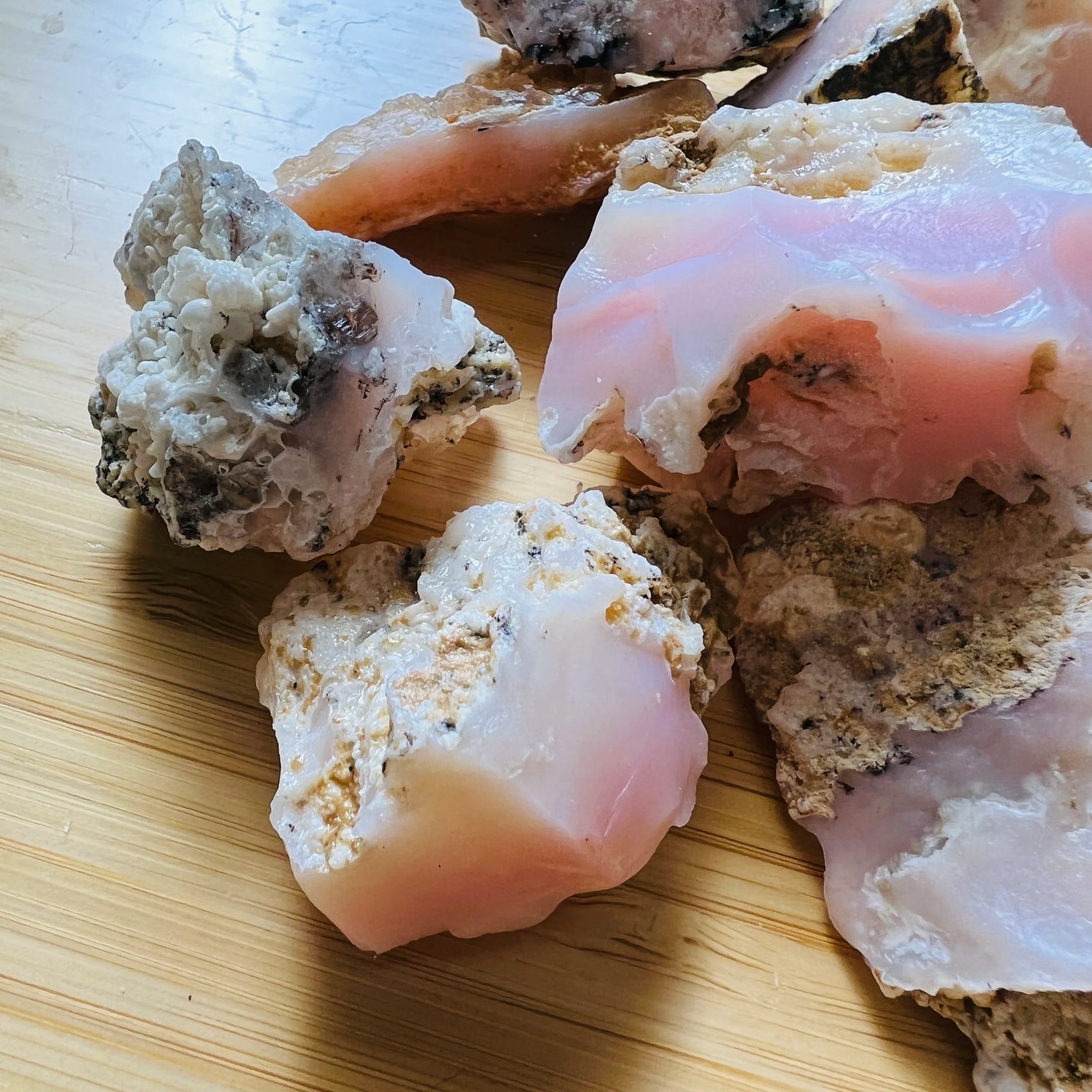 Handheld Pink Opal raw stone from Peru for meditation, Emotional Healing and Stress Relief