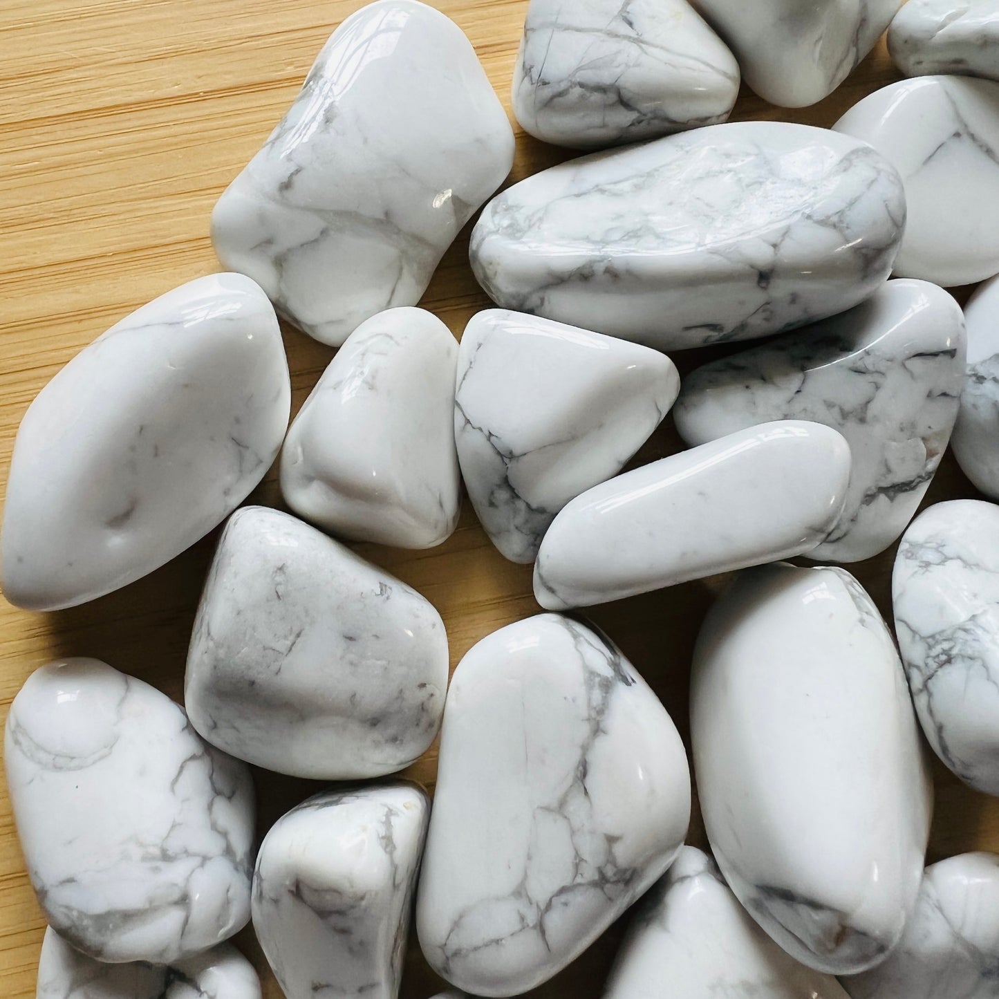 Howlite tumbled stone in White, Gray tones from Zimbabwe for Meditation and Stress Relief