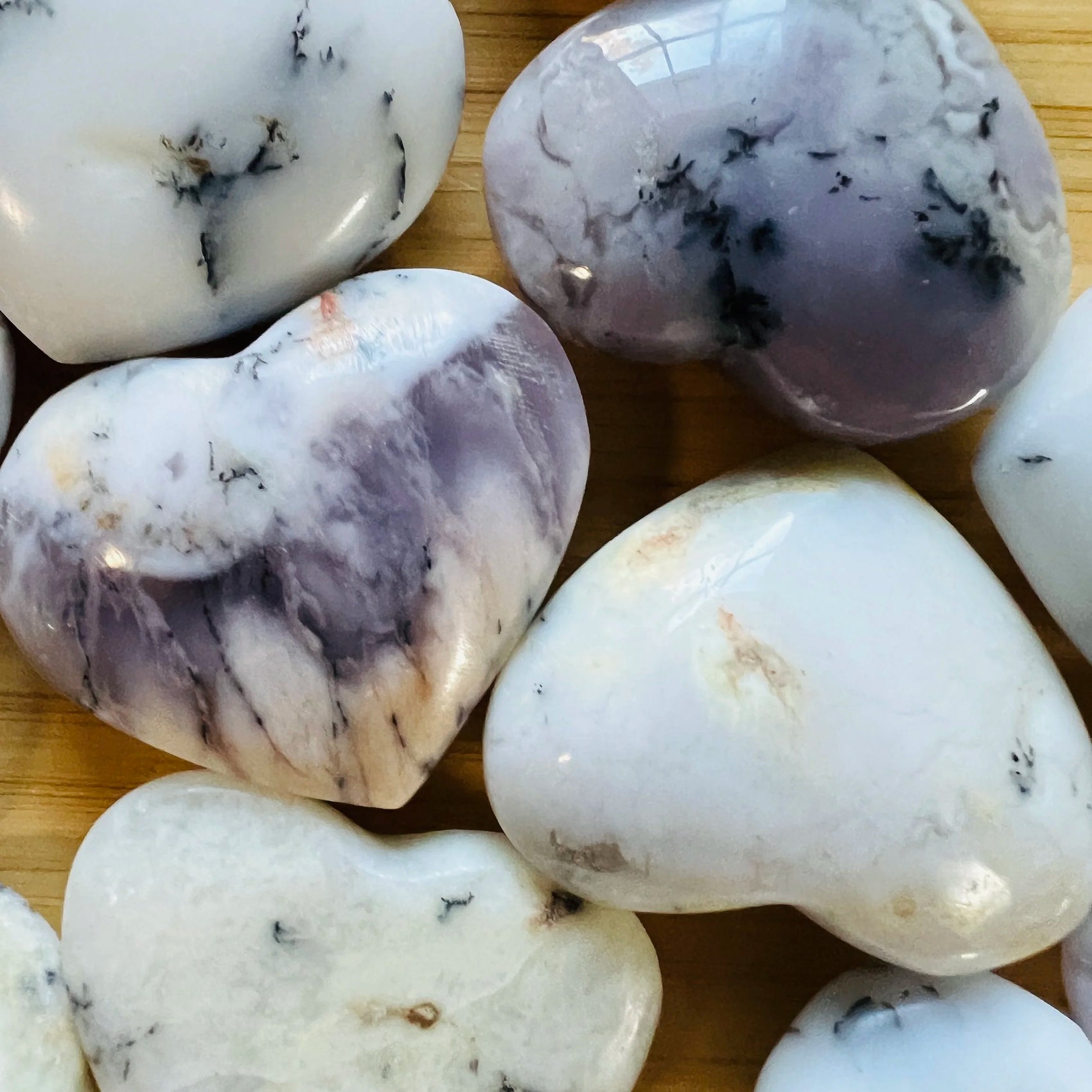Dendritic Opal heart carving from Madagascar with White, Gray color, polished finish for mindful calm