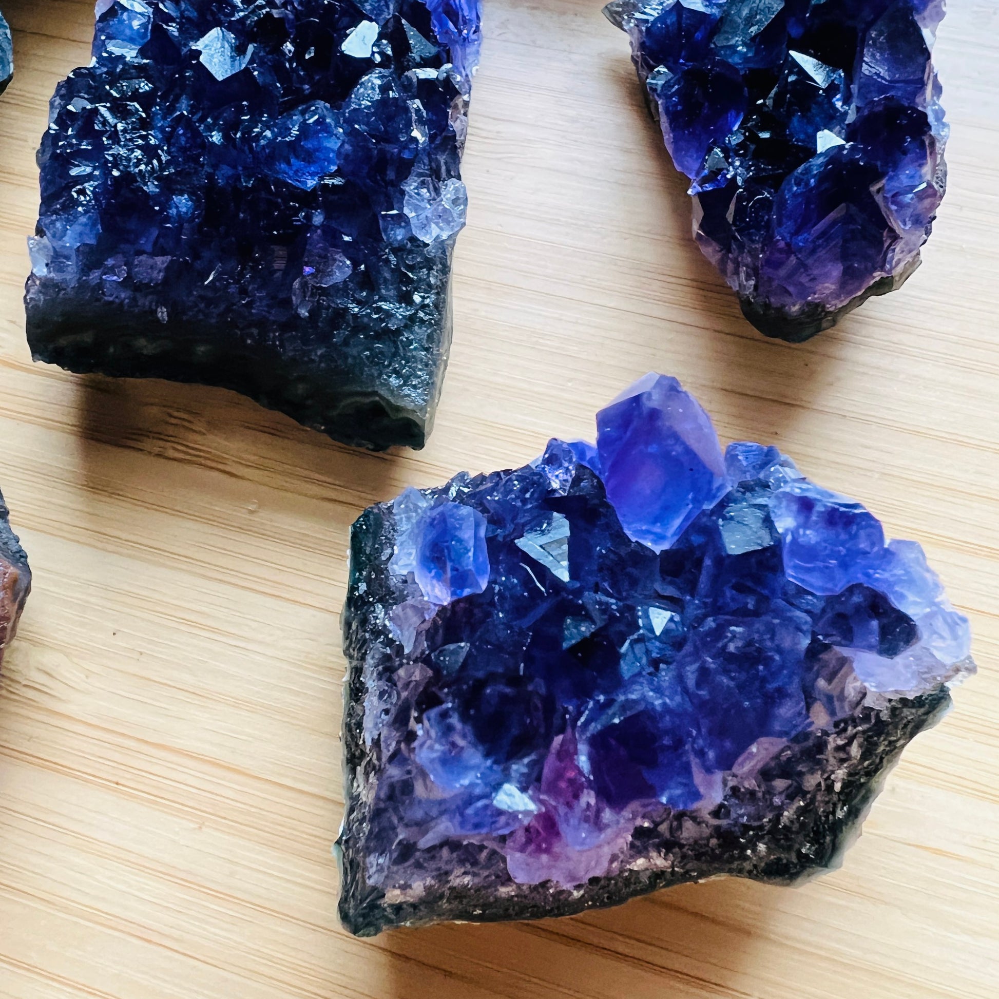Amethyst raw crystals from Uruguay, Purple stones for Meditation