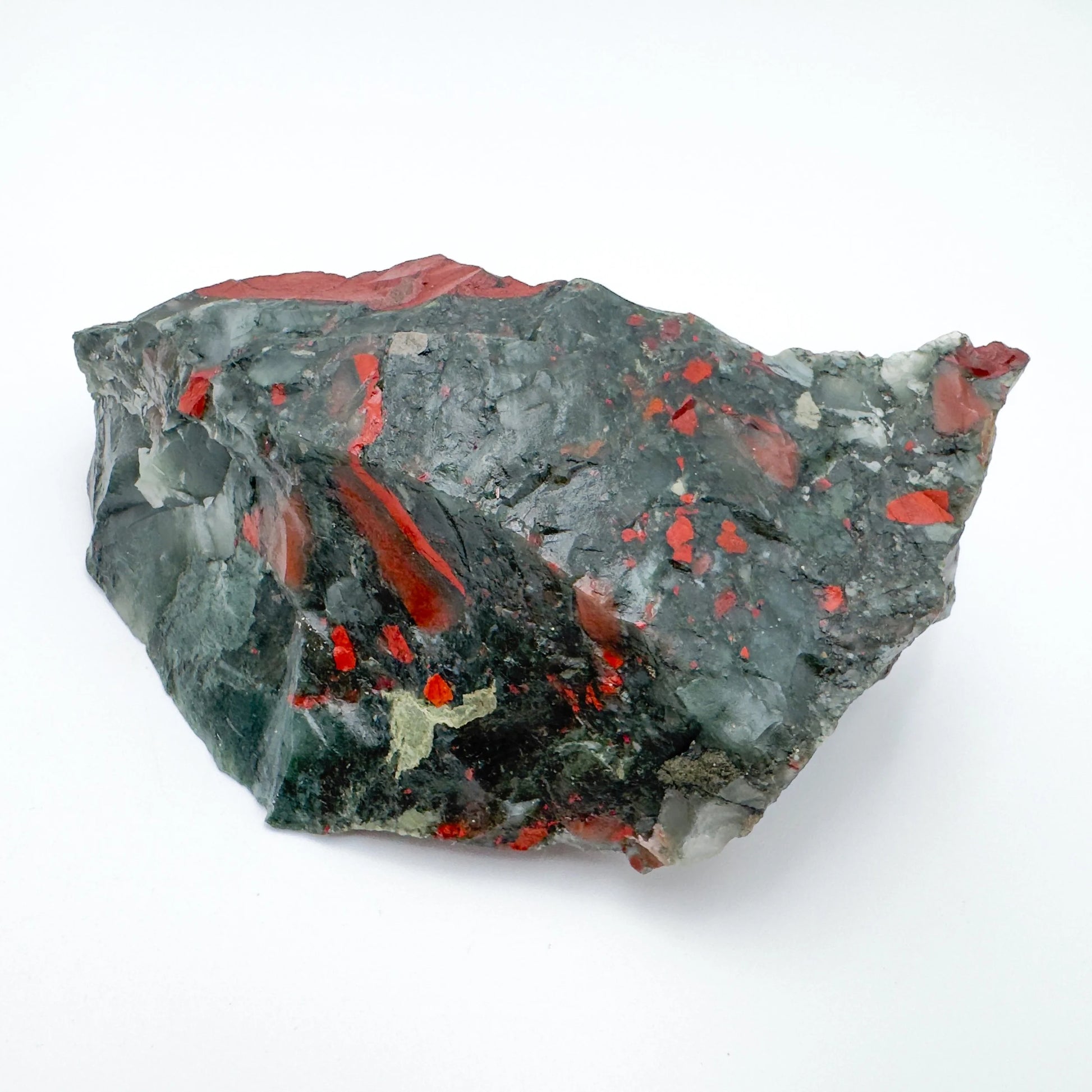 Side-on view of Bloodstone specimen, showing natural sheen.