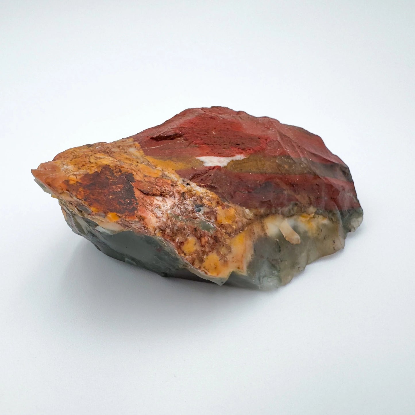 Profile shot of Bloodstone specimen, showing untreated character.