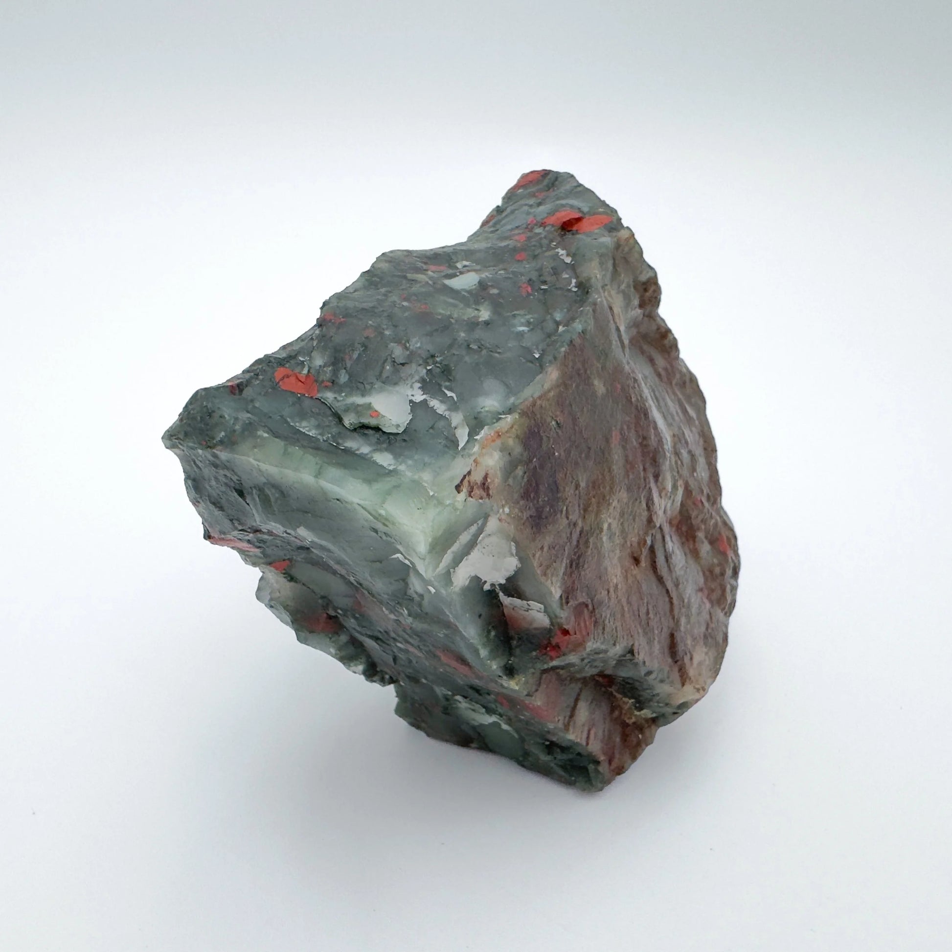 Bloodstone specimens, Green, Red stones for Confidence