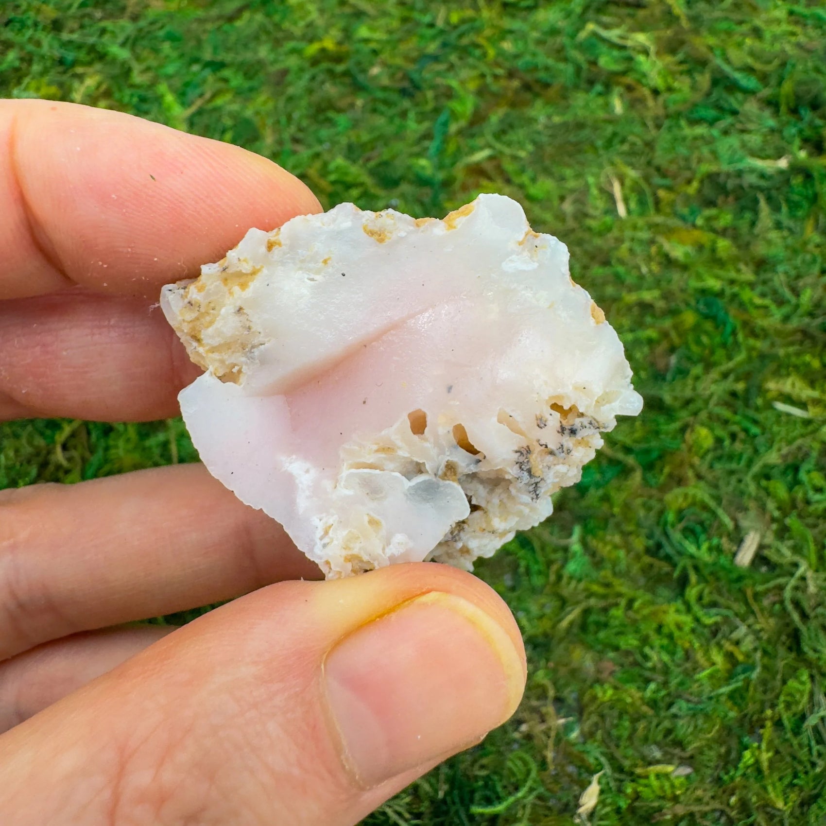 Handheld Pink Opal raw stone from Peru for meditation, Emotional Healing and Stress Relief