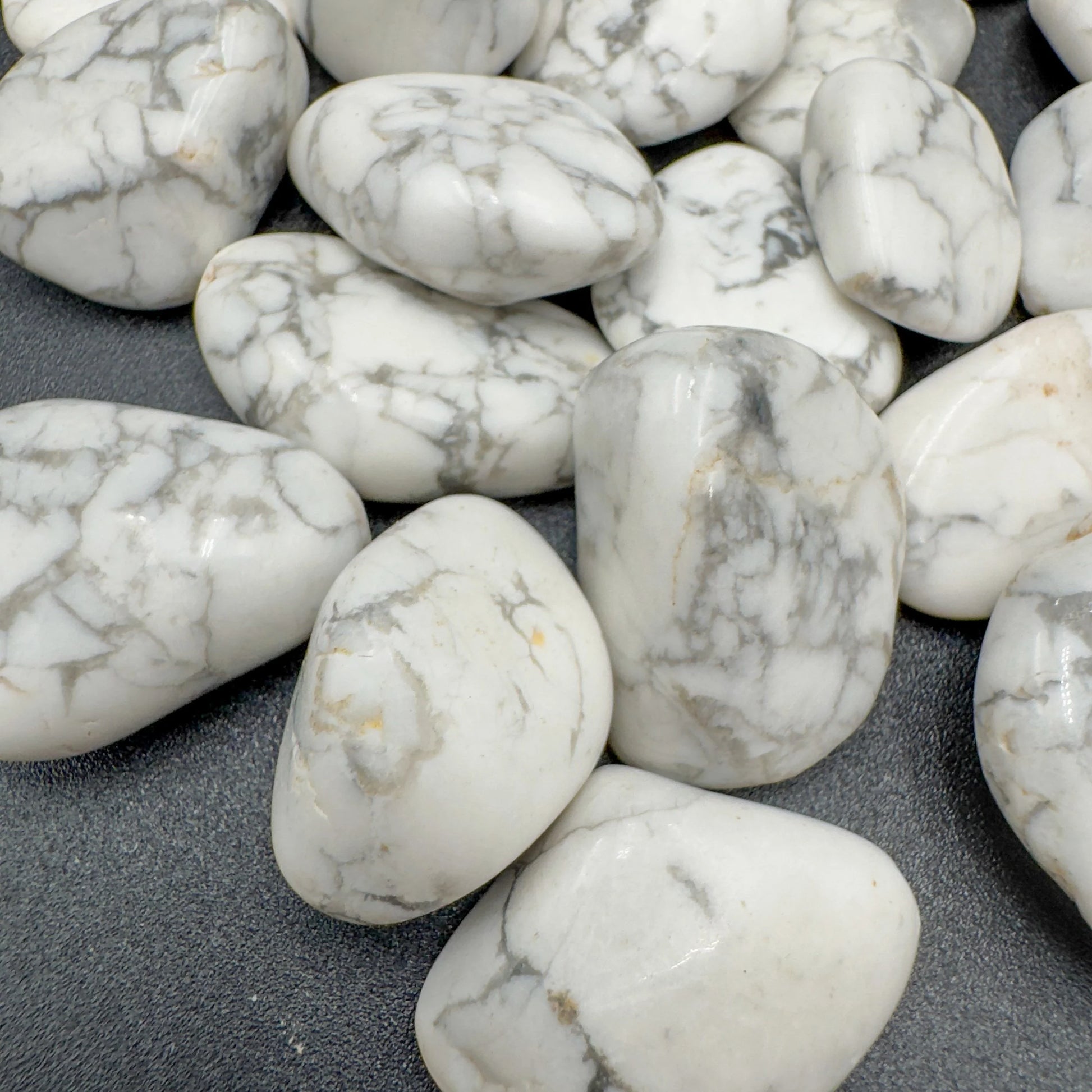 Howlite tumbled stone from Zimbabwe with White, Gray color, polished finish for mindful calm