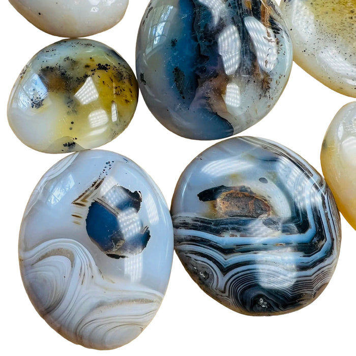 Detail shot showing Dendritic Agate palm stone, showing subtle veining.