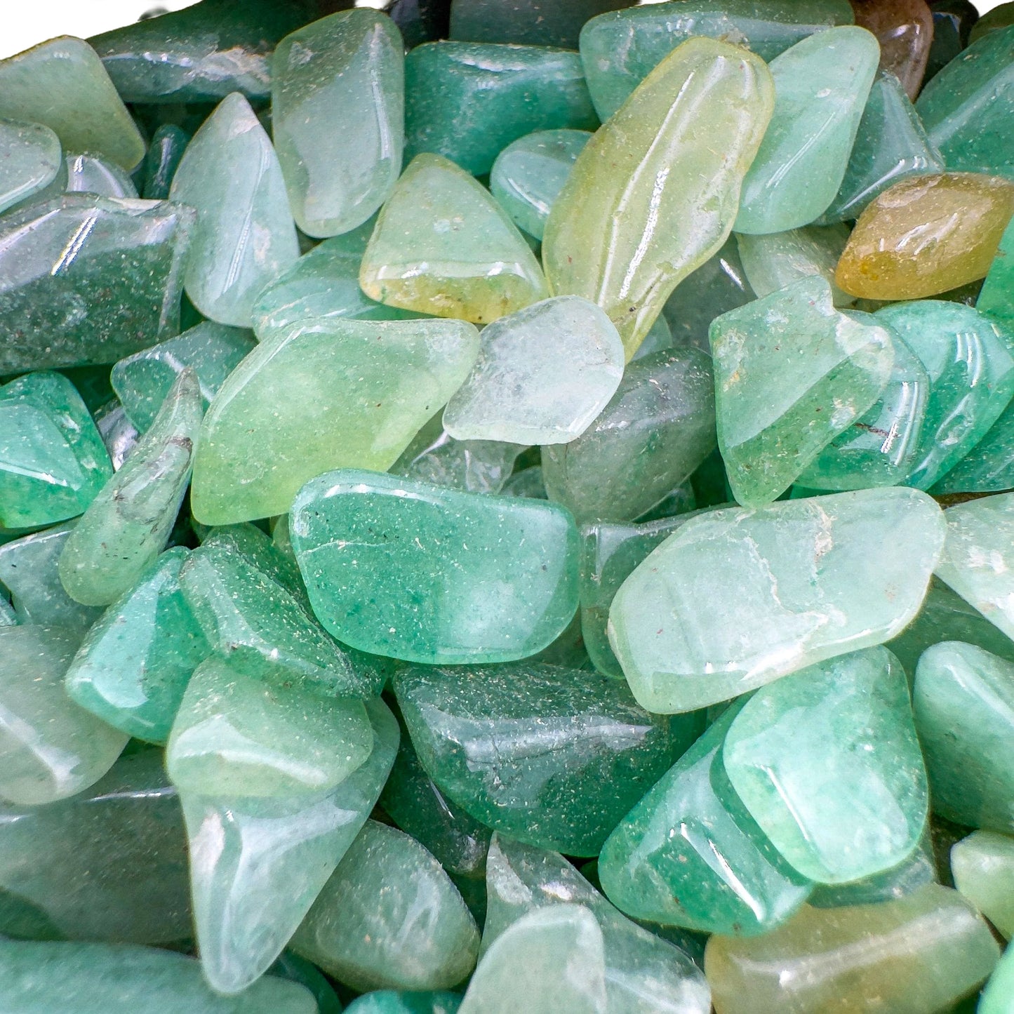 Plan view of Grade A Aventurine polished chip, to support Luck.