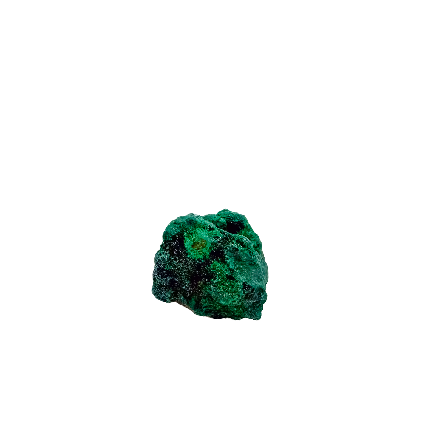 Angled view of the narrow green blade, copper-green over oxidized ore, 8.6 g