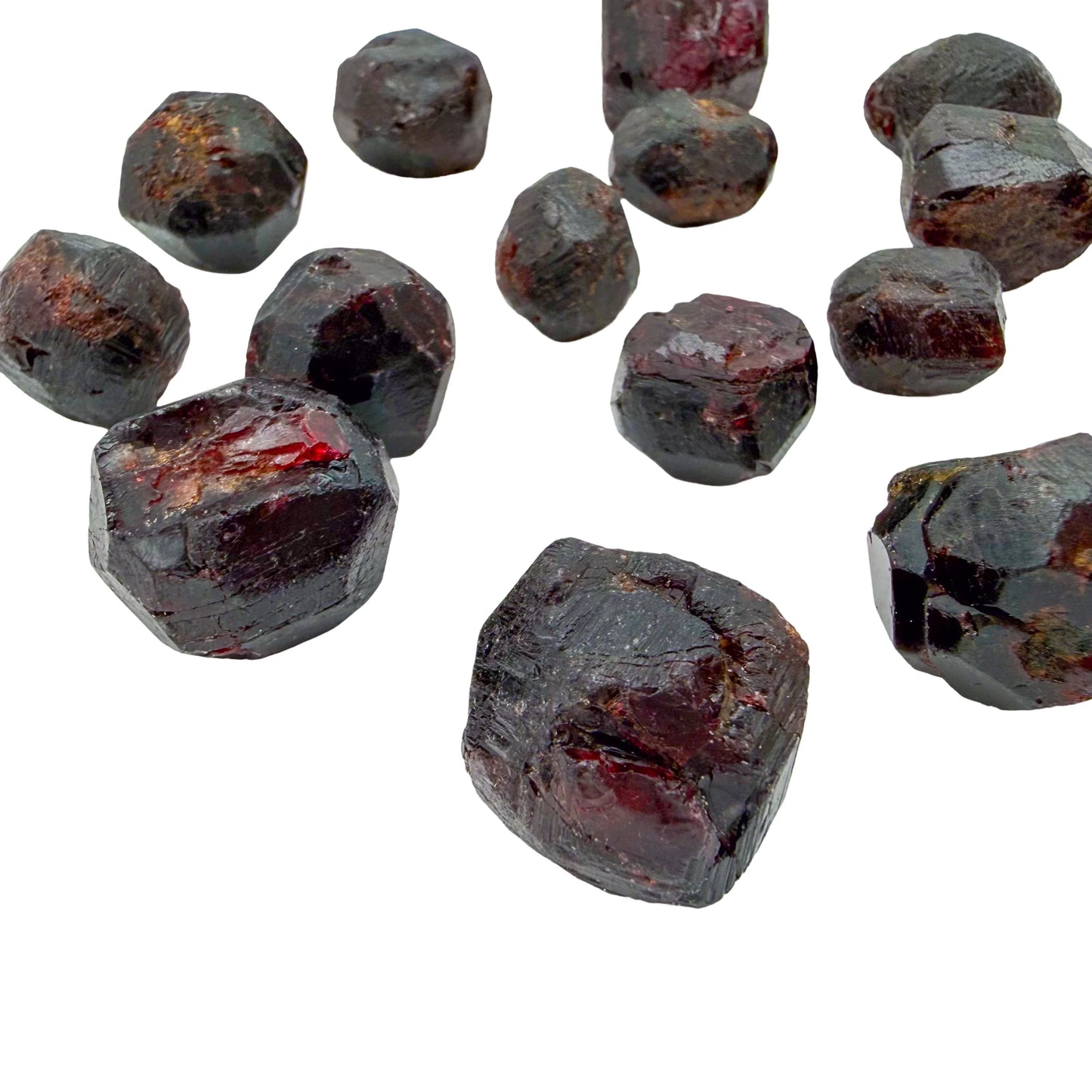 Mixed sizes of AA grade Garnet rough showing the range within the 0.75 to 1.50 inch batch