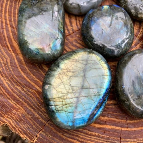 Size comparison with a Labradorite palm stone, sourced from Atsimo-Andrefana, Madagascar.