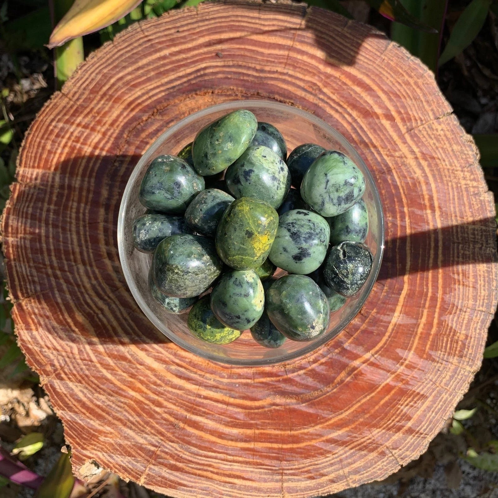 Jade crystals from Peru, Green stones for Abundance