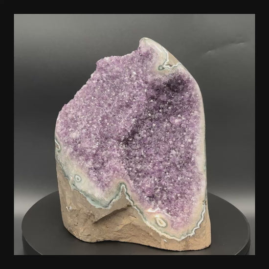 Video of the AA grade amethyst polished geode from Artigas, Uruguay, 7.63 x 5.67 x 9.30 in, 19.04 pounds, specimen 41.