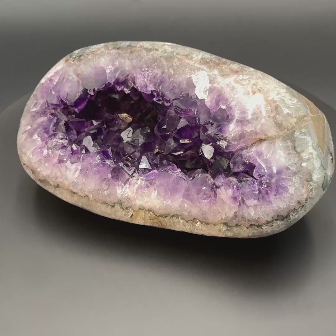 Video of the AAA grade amethyst polished geode from Artigas, Uruguay, 7.80 x 4.87 x 3.20 in, 5.39 pounds, specimen 11.